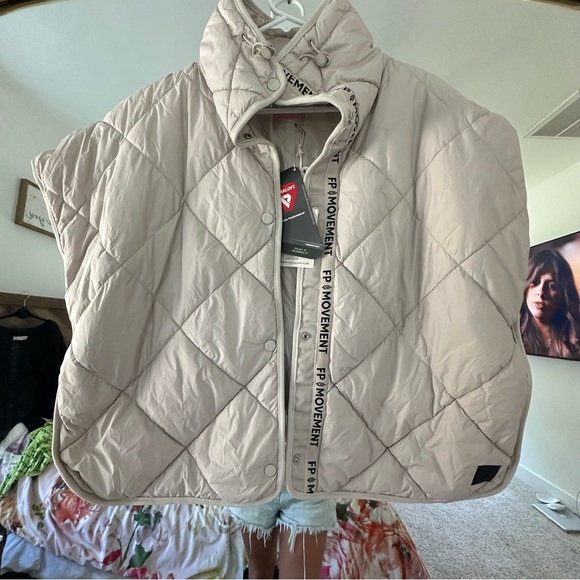 CHILL OUT PACKABLE PUFFER PONCHO SCARF BY FREE PEOPLE - Picture 3 of 8